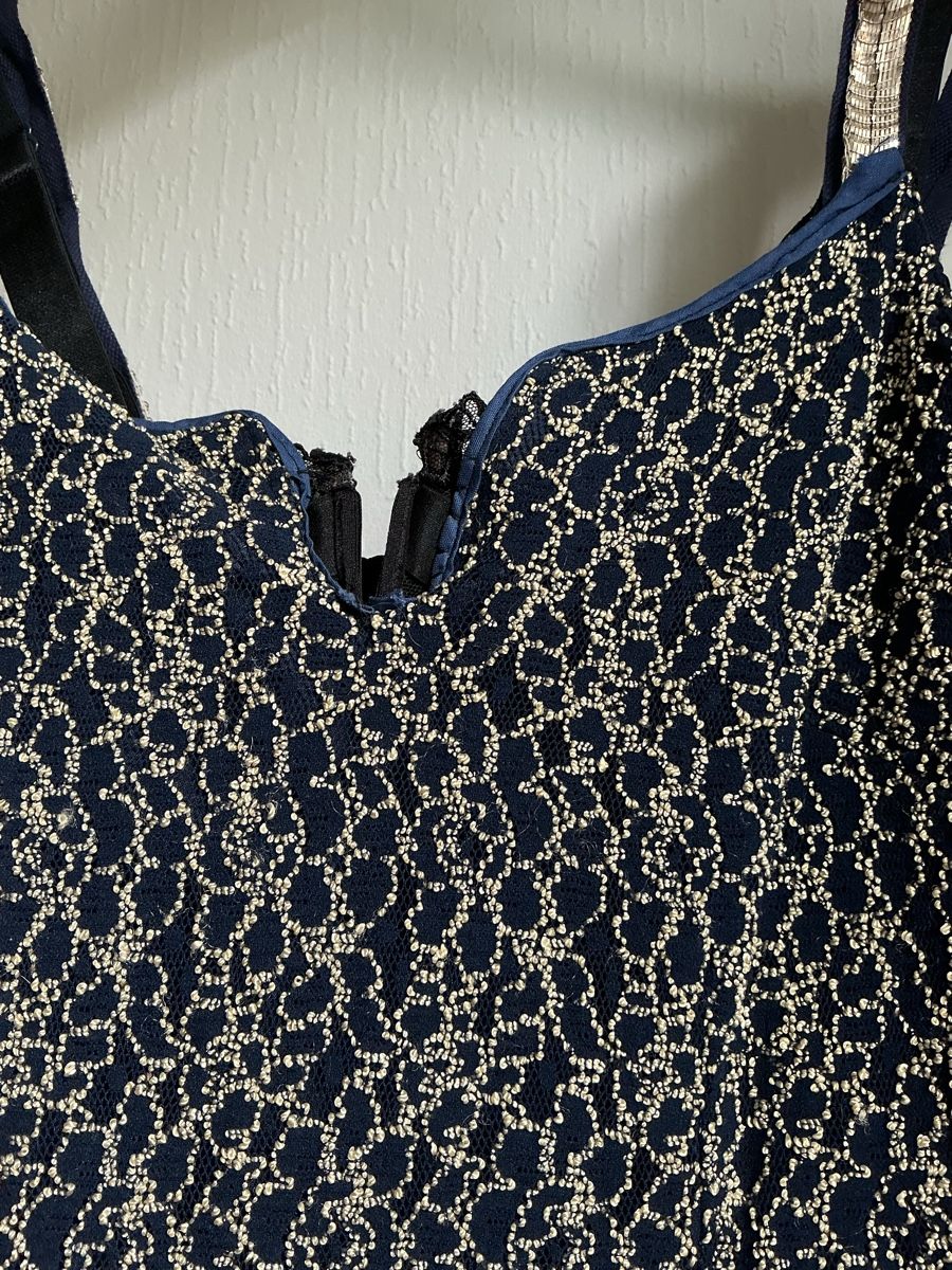 Robes: Robe Unique – D'occasion à Lausanne par nao_trl2 4