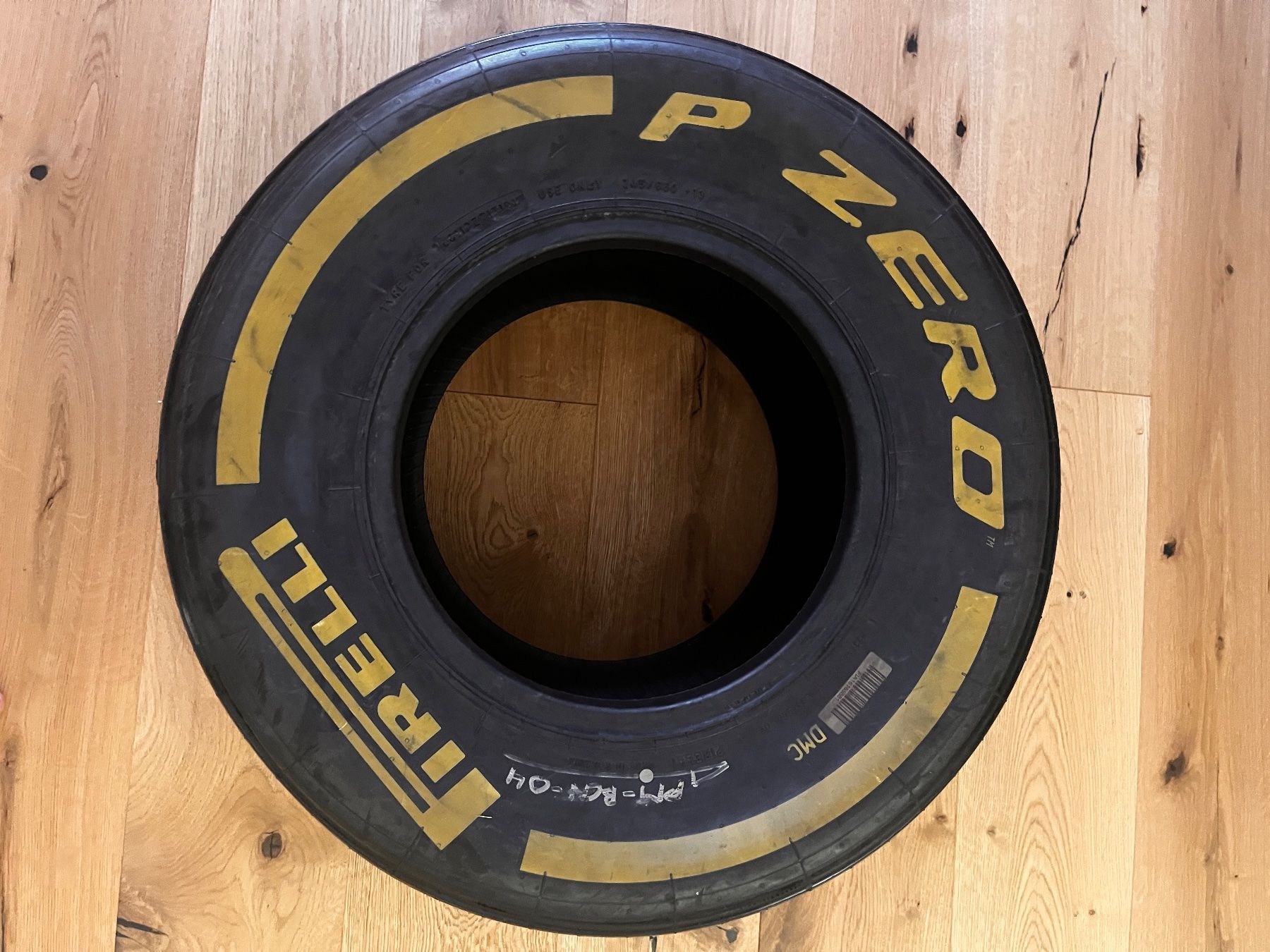 Pirelli Pneus & Kompletträder: Formel 1 Academy Reifen – Gebraucht aus Jonschwil von sev_hp9k