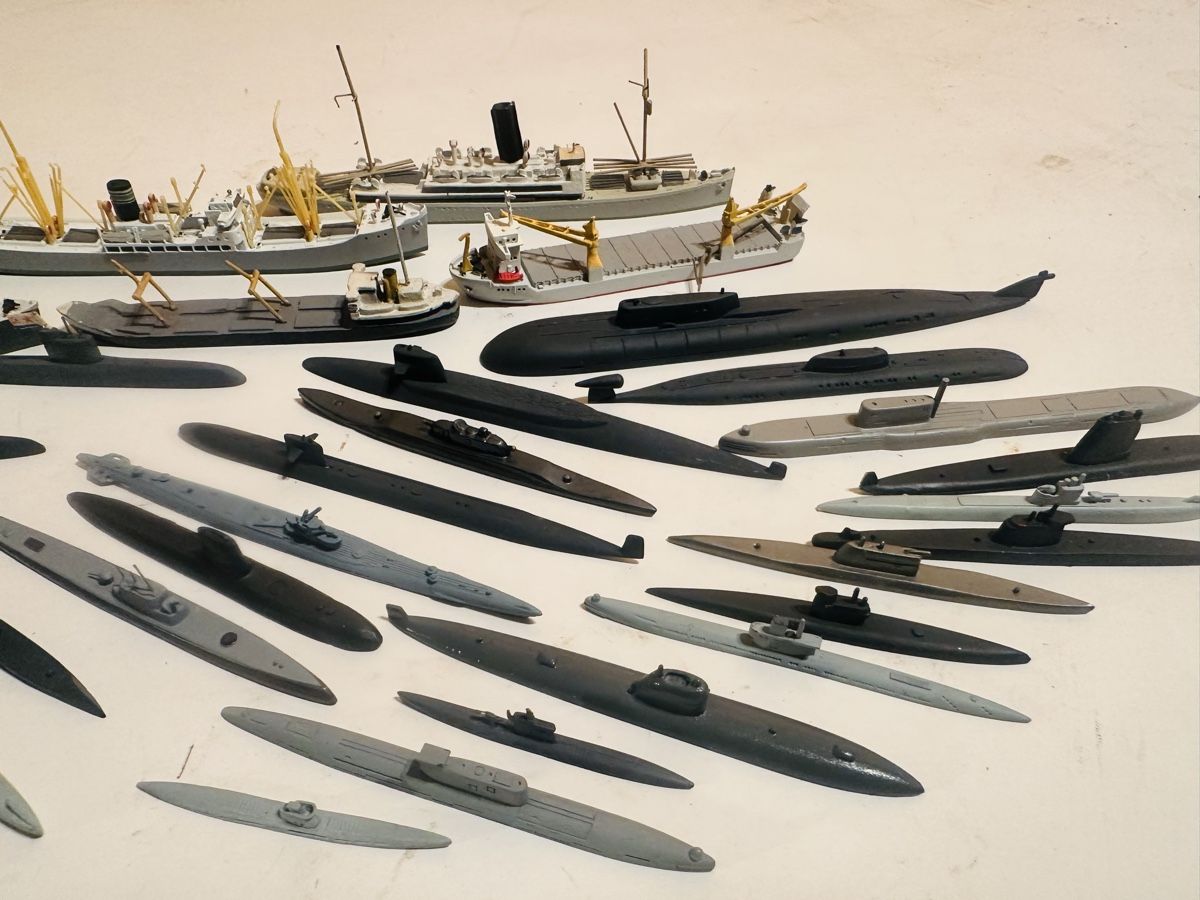 Kit di modellismo & Modellini statici: 35 Stk model Schiffen – Usato da Dietikon venduto da moradi24 4