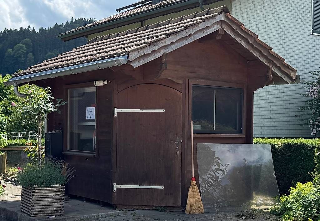 Casette da giardino & serre: Massives Gartenhaus – Usato da Dietschwil venduto da aha_5wty