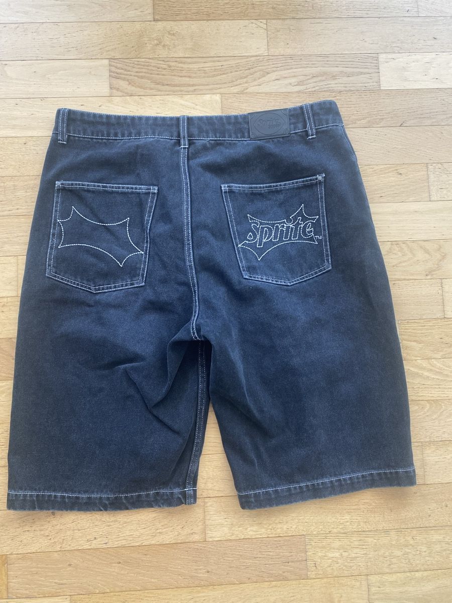Jeans: Snipes Sprite Shorts, Gr. 36 – Usato da Meilen venduto da PascaleZH