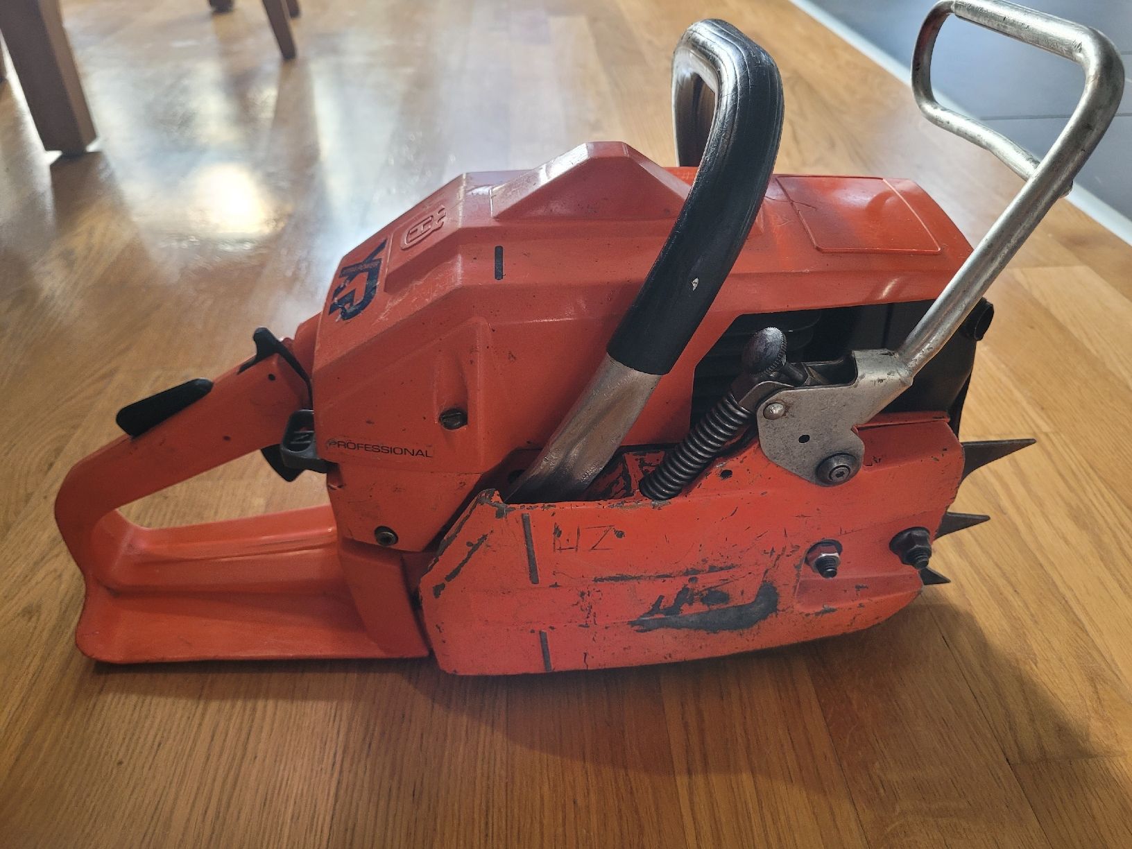 Husqvarna Sägen: Husqvarna 266xp – Gebraucht aus Thônex von Jankhee 3