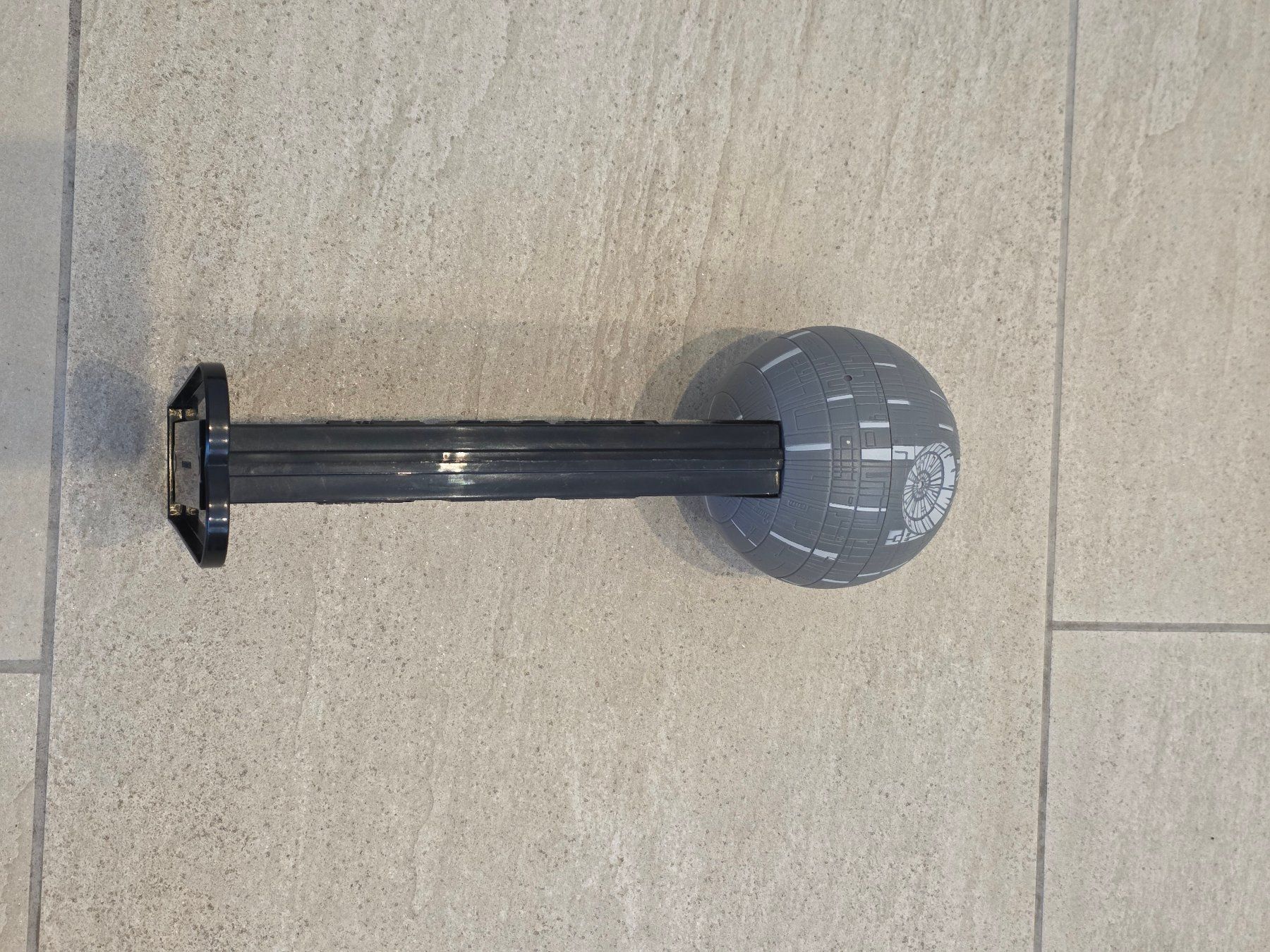 Pez Figurines: Star Wars Death Star Giant PEZ Dispenser – D'occasion à Bülach par skalazion