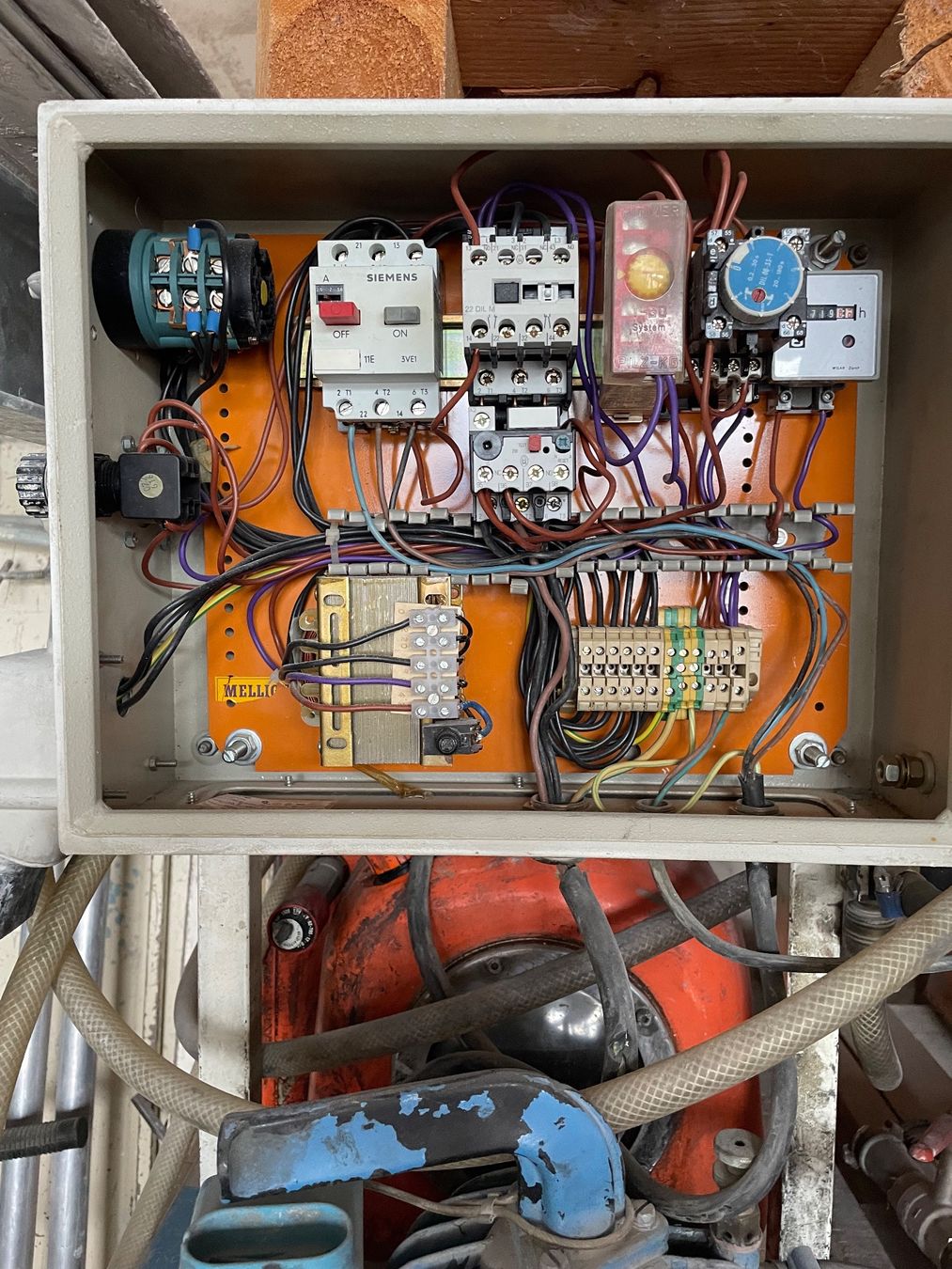 Tutte le macchine: Förderanlage für Drucksilo – Usato da Unterägeri venduto da ric_rr2d 2