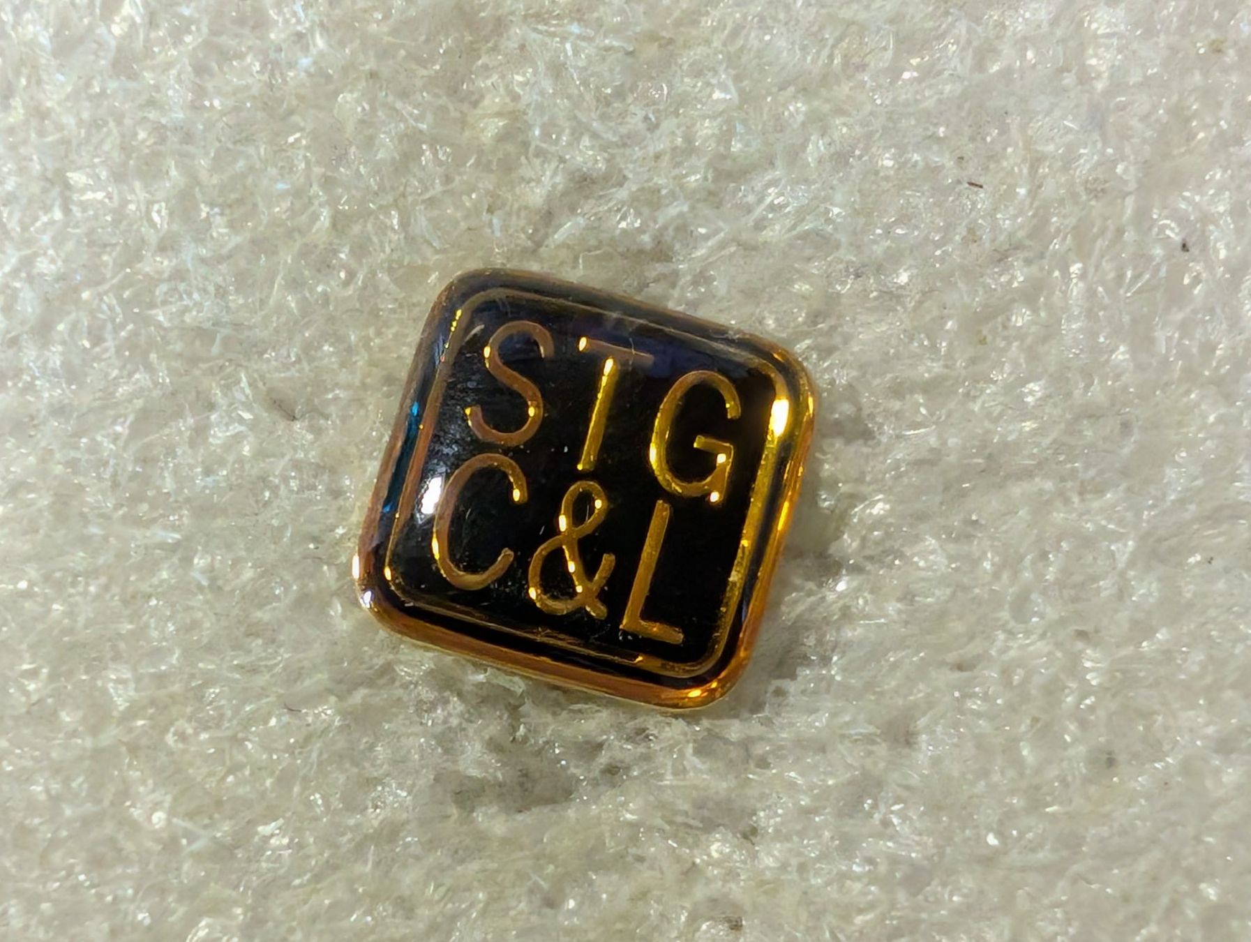 Placchette & Badge: Ansteckpin 172: STC&L – Usato da Oppligen venduto da Pin-Fall-Shop
