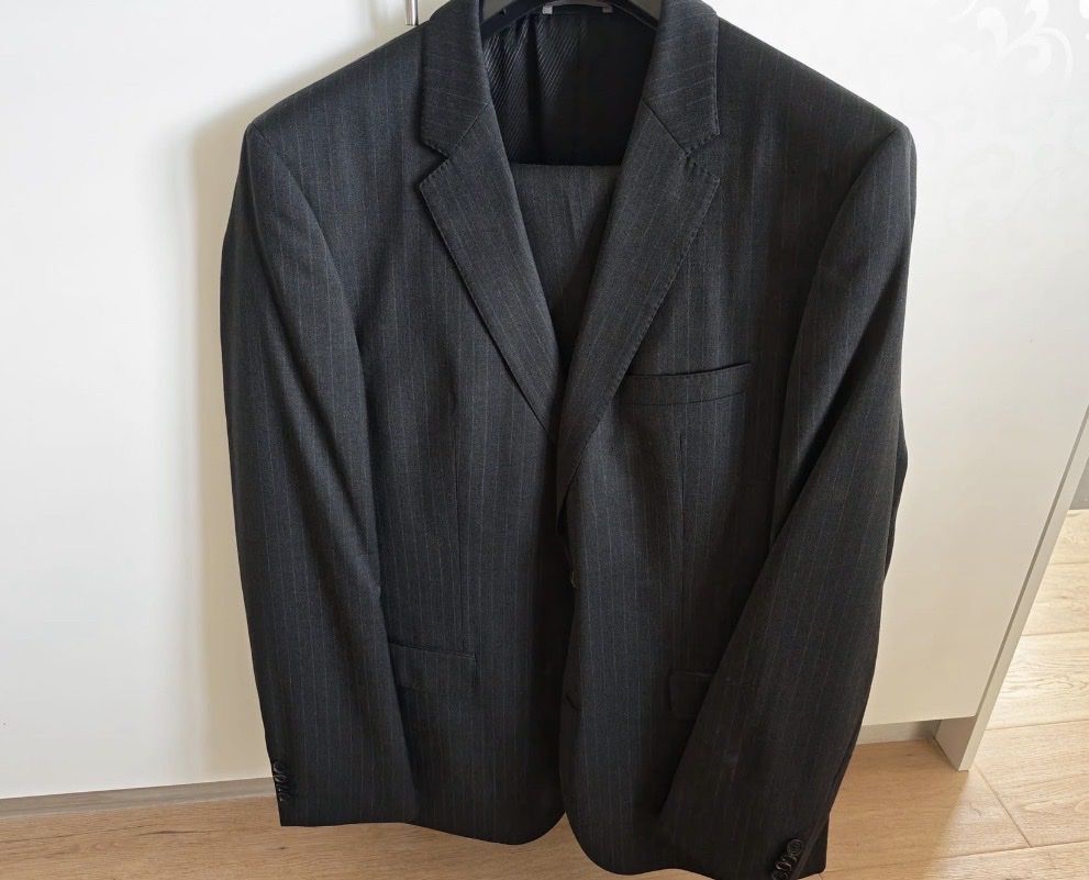 Hugo Boss Costumes: Anzug Grösse 54  – D'occasion à Zug par c.sicardi