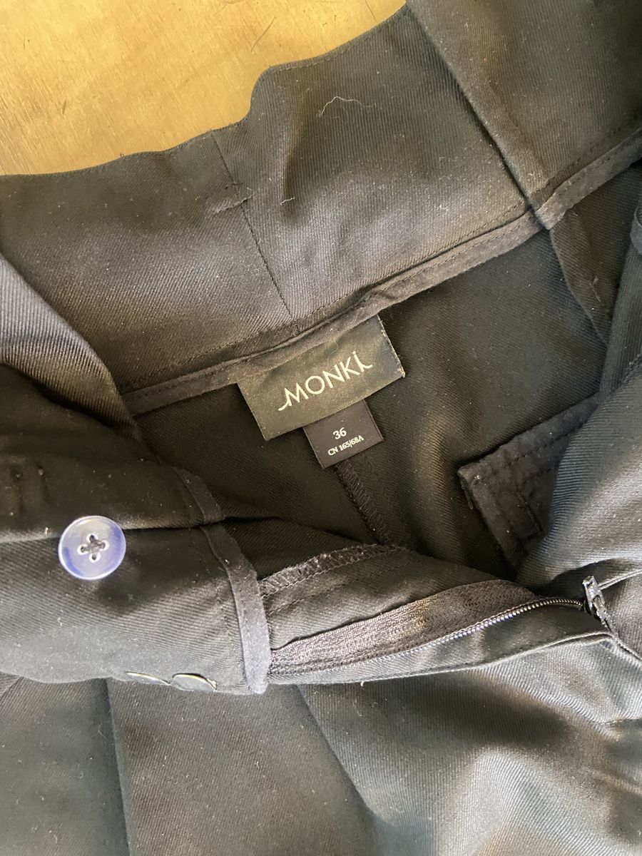 Monki Pantaloni: Pantalon Monki noir, taille 36 – Nuovo (secondo la descrizione) da Pully venduto da Elena042 2