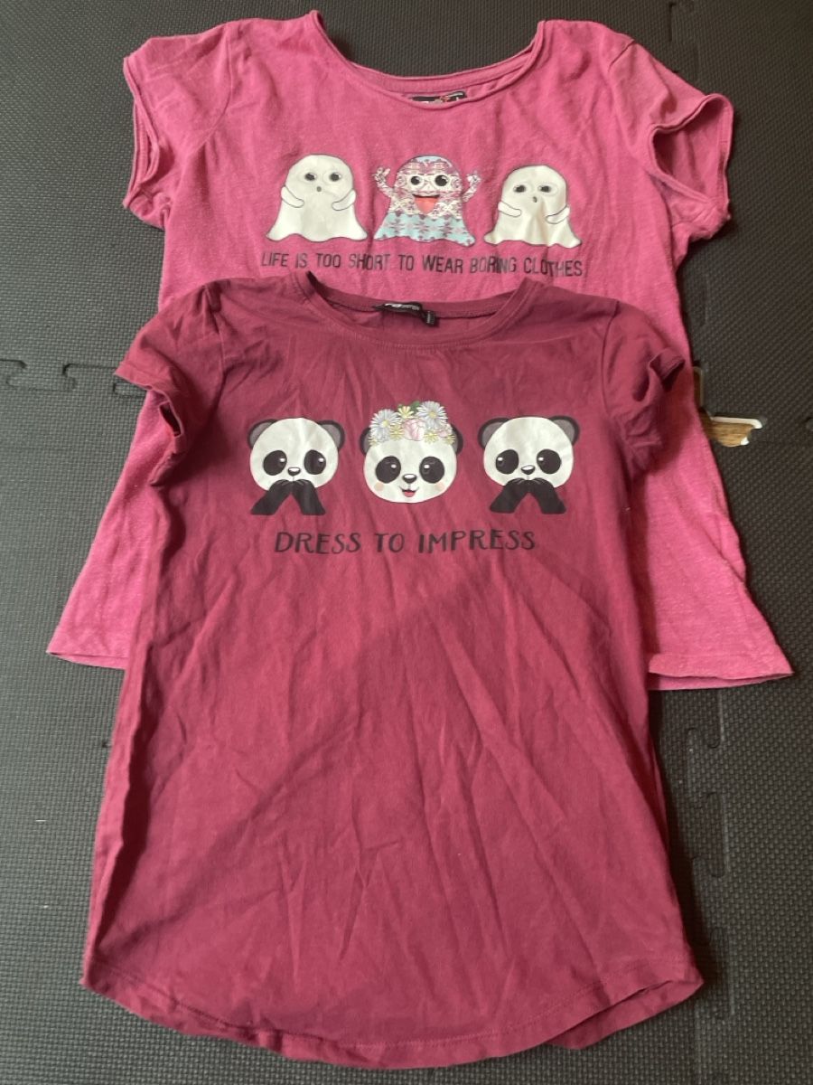 Blouses, T-shirts & Tops: T-Shirts  – Neuf (Voir description) à Unterseen par Panini56