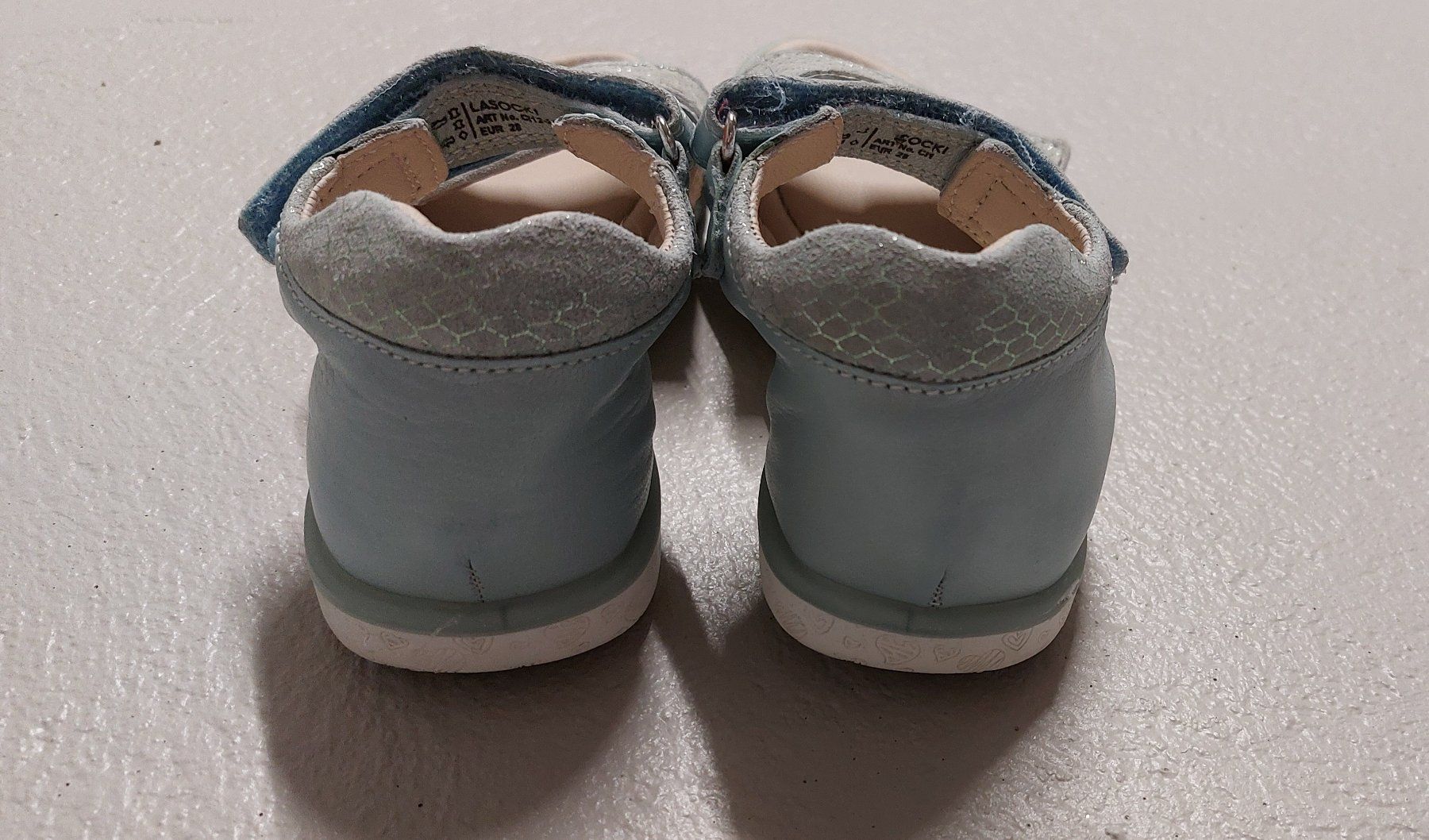 Scarpe per ragazze: Lasocki Sandalen Grösse 28 – Usato da Hefenhofen venduto da mar_pm5k 2