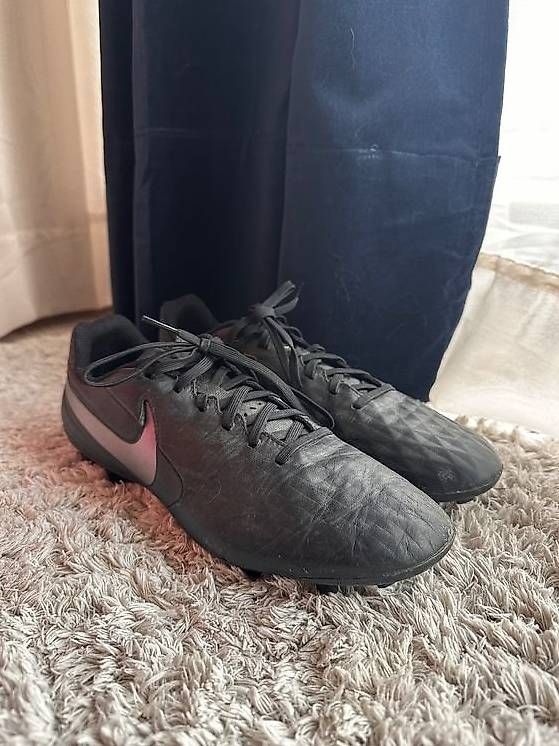 Herrenschuhe: Fussball-Schuhe - 39 – Gebraucht aus Wauwil von est_r5td 3