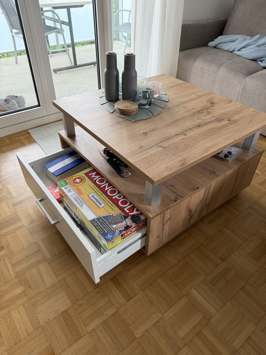 Tavoli: Moderner Couchtisch mit Stauraum – Usato da Suhr venduto da sergio.cantoni 2