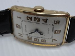 LONGINES  CURVEX   -  ART DECO  - 18 K GG  1922
