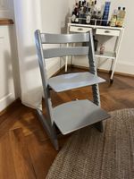Stokke Tripp Trapp Hochstuhl grau 