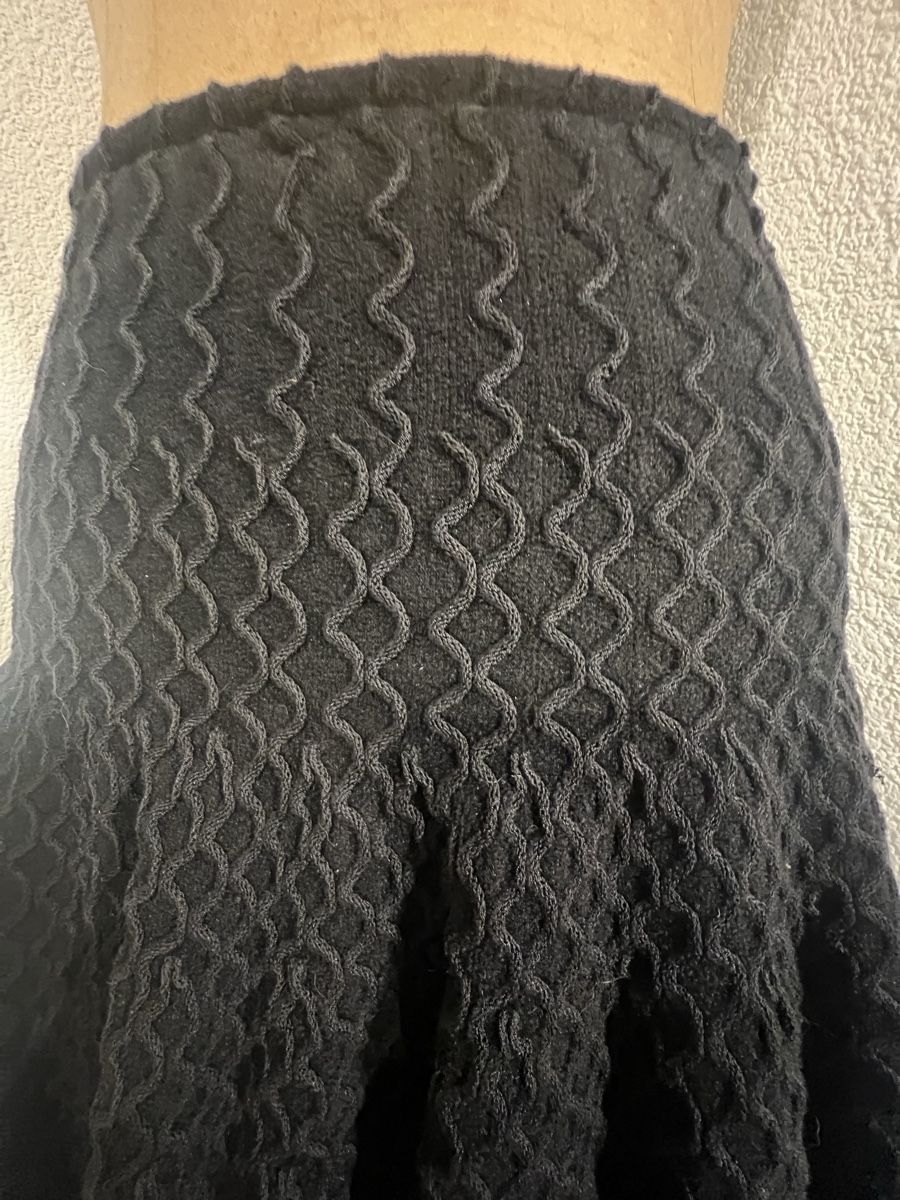 Alaia Röcke: Jupe noire ALAÏA Paris, Taille XS – Gebraucht aus St-Pierre-Clages von ste_xk6p 3
