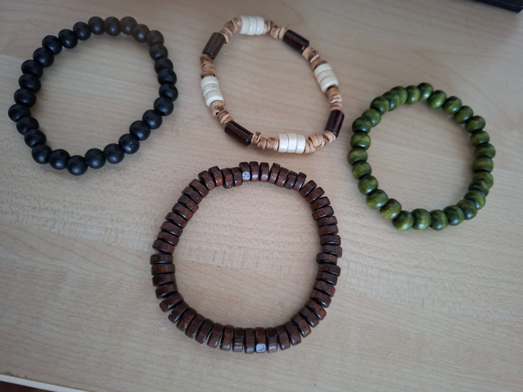 Bracciali & Braccialetti: 4schöne Armbänder Neuwertig – Nuovo (secondo la descrizione) da Reinach AG venduto da nicki024