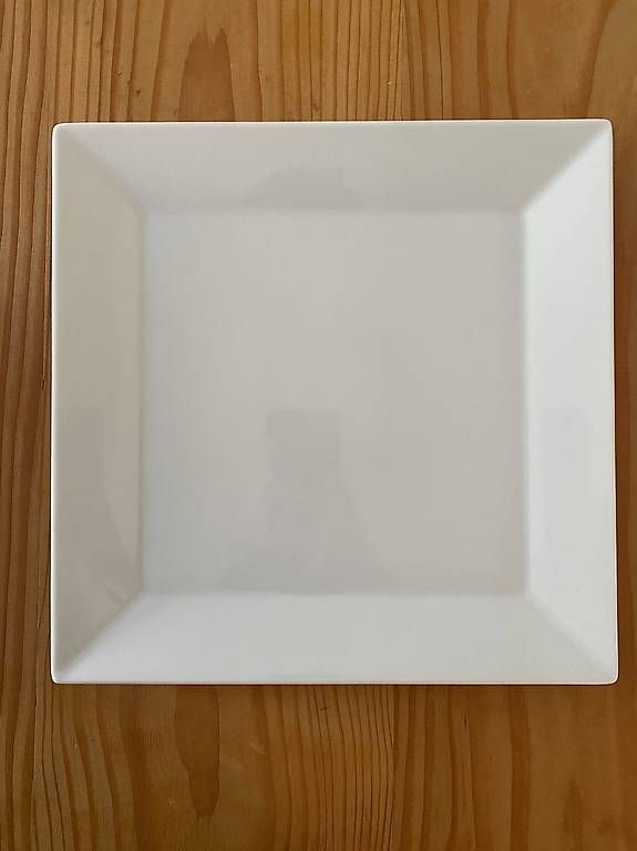 Teller: Teller gross & klein weiss – Gebraucht aus Zürich von ang_gv5p 2
