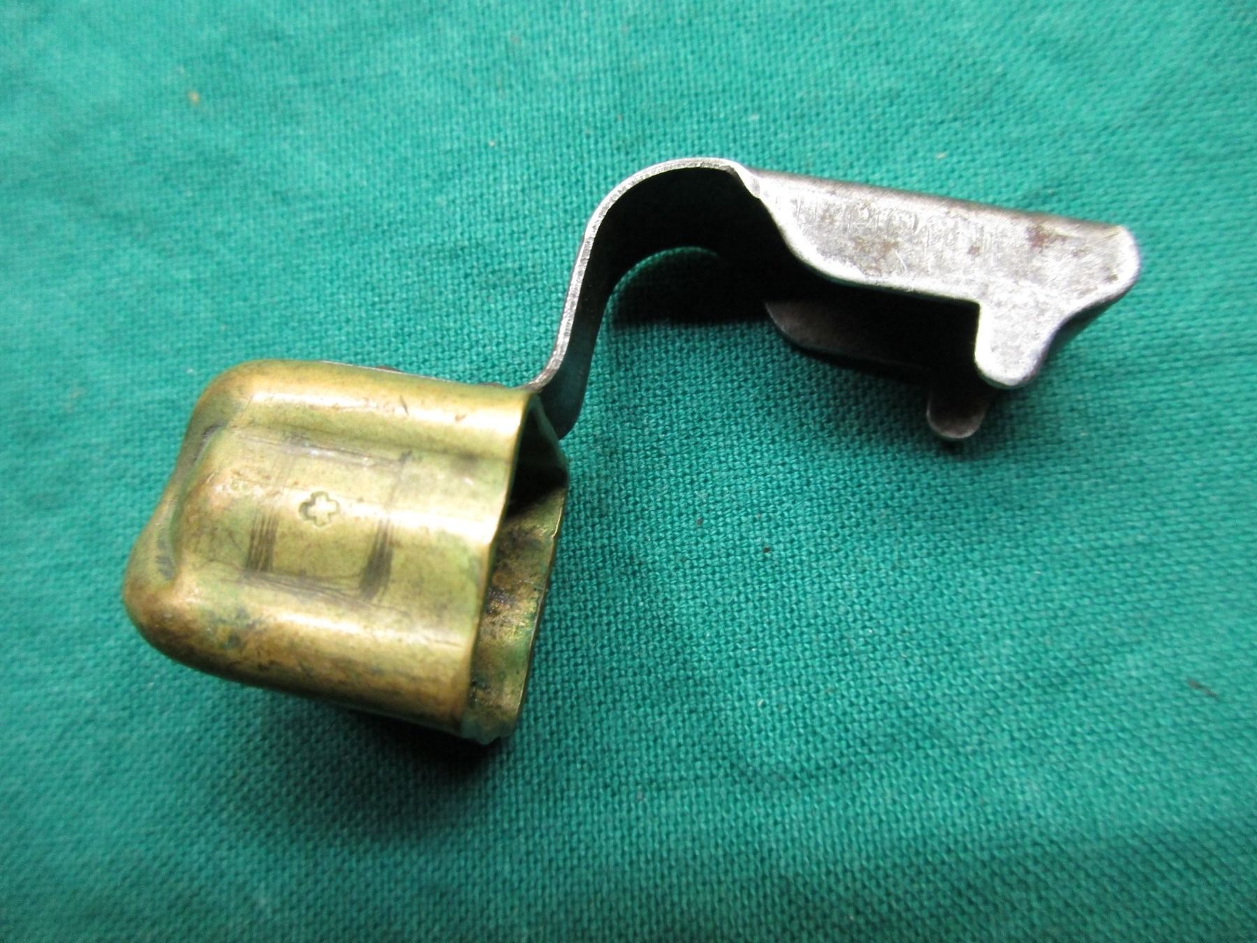 Schweizer Armee Stichwaffen: Laufdeckel Karabiner  1. Version (C) – Gebraucht aus Bowil von vifi01 1