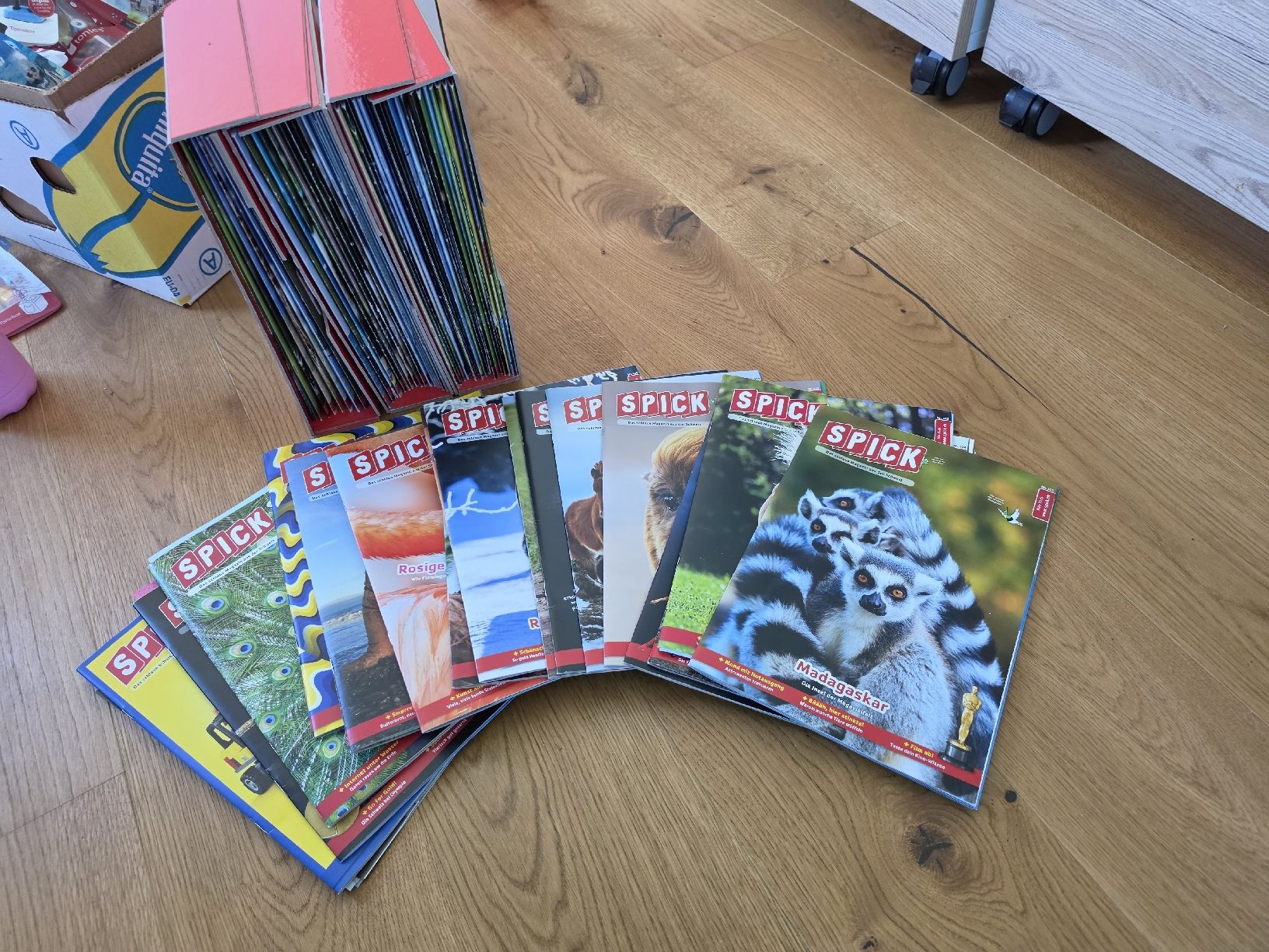 Revues & Magazines: grosse Spicksammlung inkl. Freundebuch und Eile mit Weile – D'occasion à Künten par Naddel1984