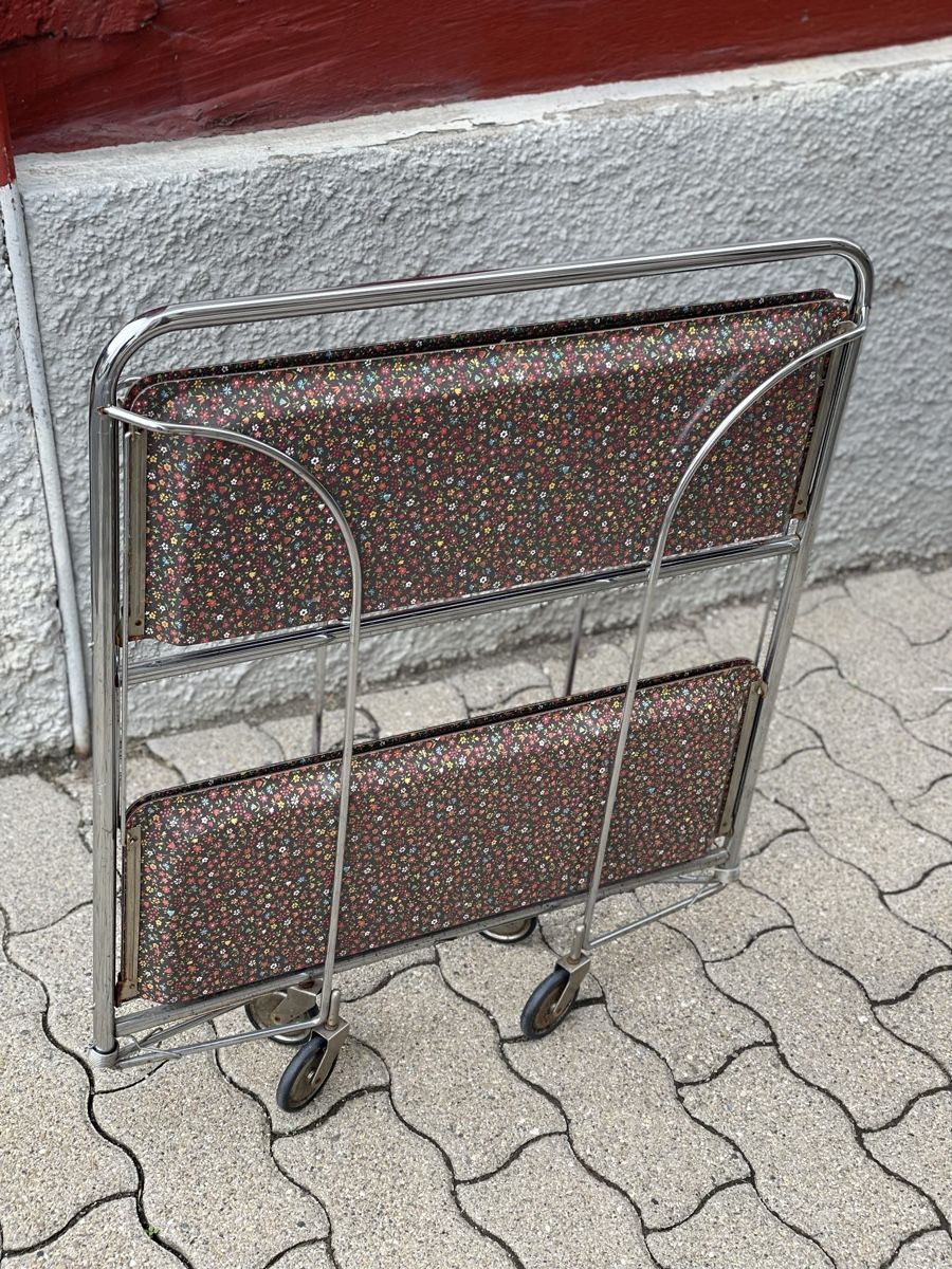 Carrelli di servizio: Vintage Servierwagen – Usato da Schaffhausen venduto da marakesch41 4