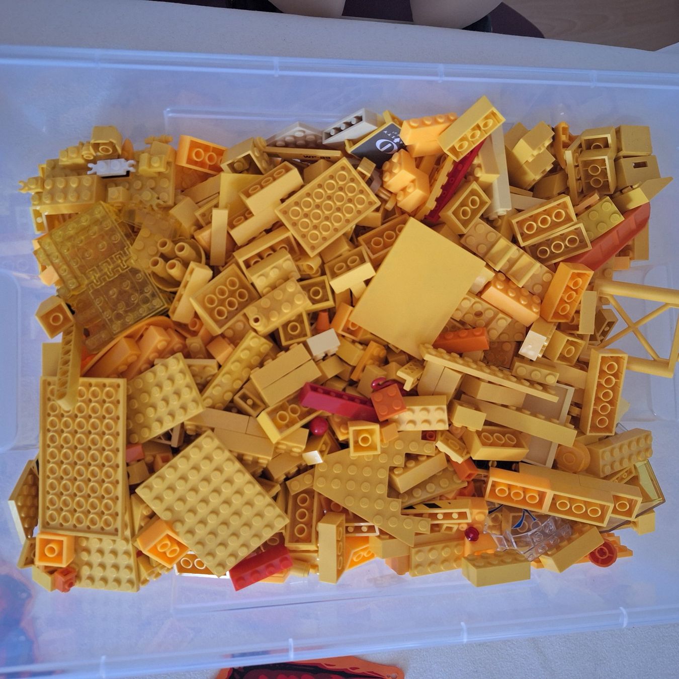 Lego Spielzeuge: Lego Bausteine gelb viele versch.Teile – Gebraucht aus Hettenschwil von Schneuggi2