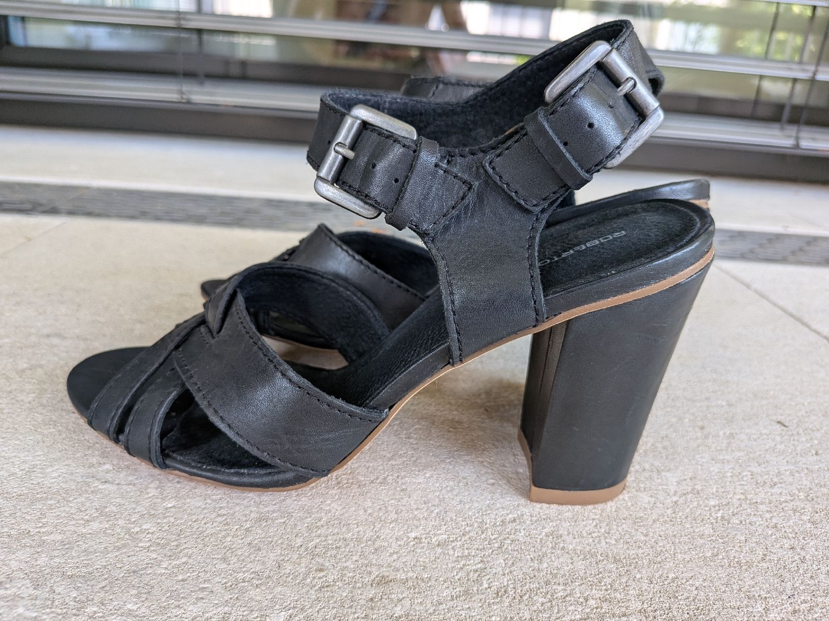 Scarpe da donna: Sandalette Leder Schwarz  – Usato da Lachen SZ venduto da joa_rf9n 1