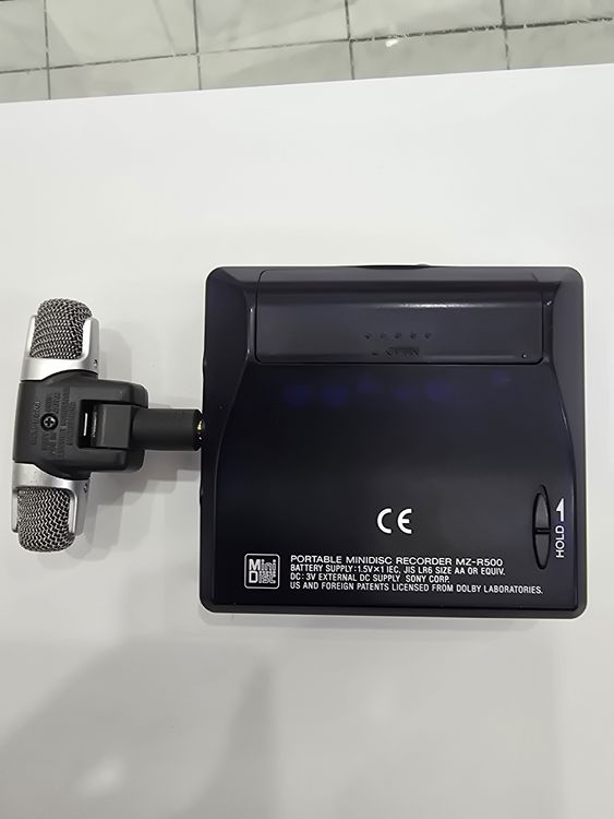 Sony MiniDisc MZ-R500 Portable avec microphone - Vintage ! (D'occasion ...