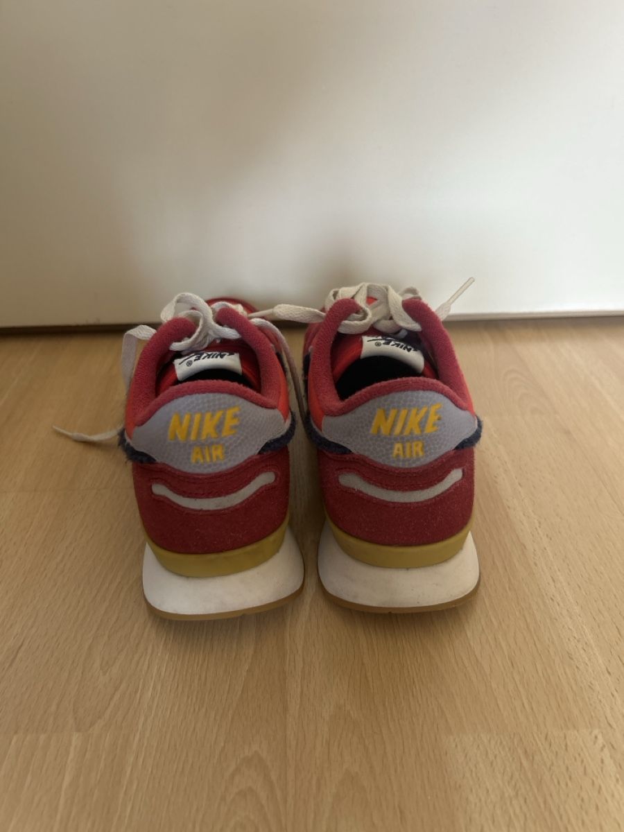 Nike Herrenschuhe: Nike Sneakers Special Edition – Neu (gemäss Beschreibung) aus Zürich von vit_9sjb 3