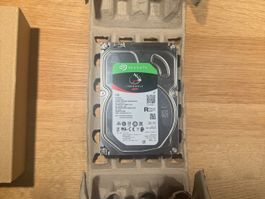 Seagate IronWolf 4TB NAS HDD ST4000VN008 #1