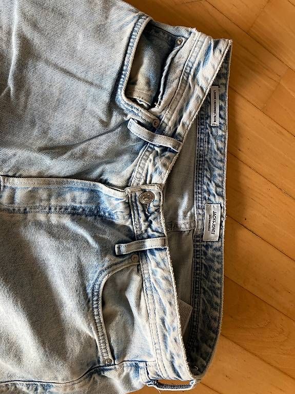 Jack & Jones Jeans: Jack n Jones Jeans – Usato da Lostorf venduto da juliuz 1