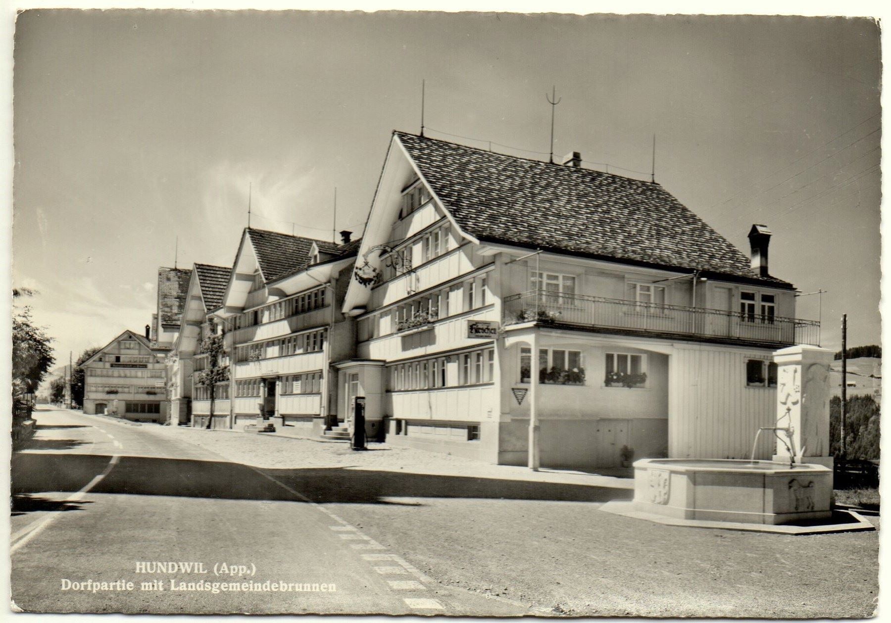 Cartoline postali: HUNDWIL Restaurant Hirschen, Tanksäule – Usato da Jona venduto da philajona