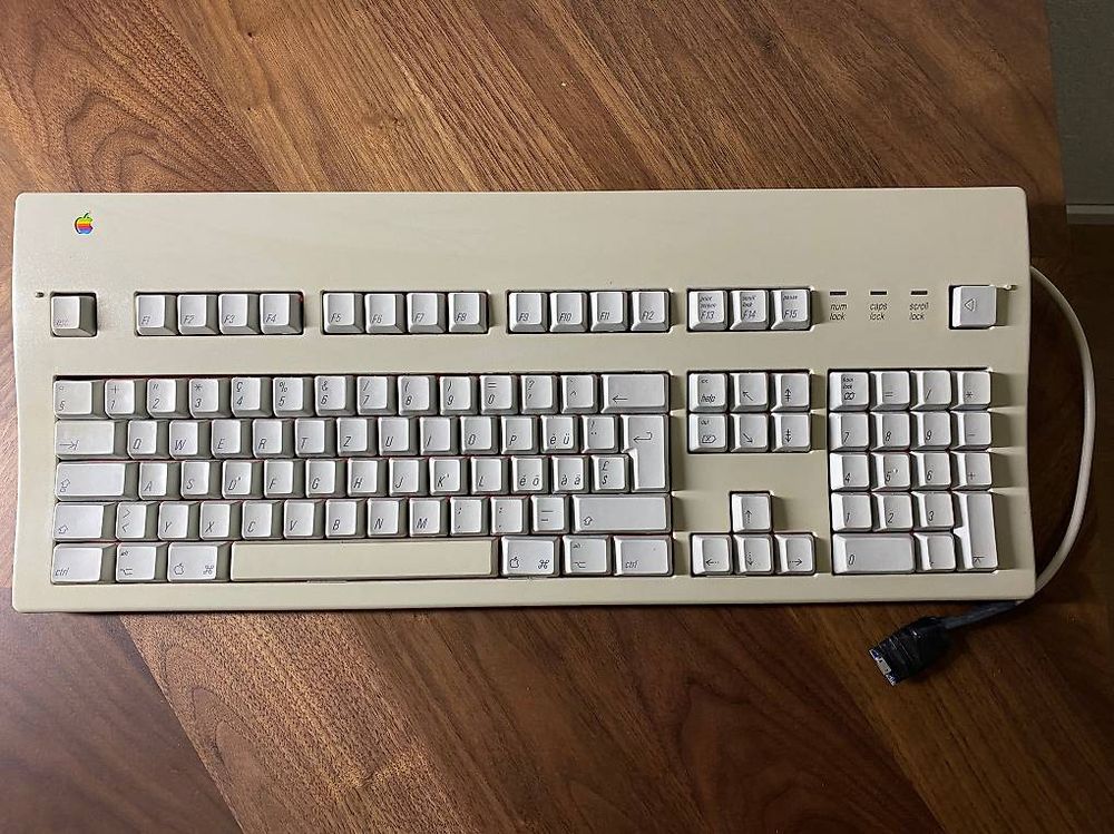 Apple Extended Keyboard II (Gebraucht) in Sion für CHF 39 – mit ...