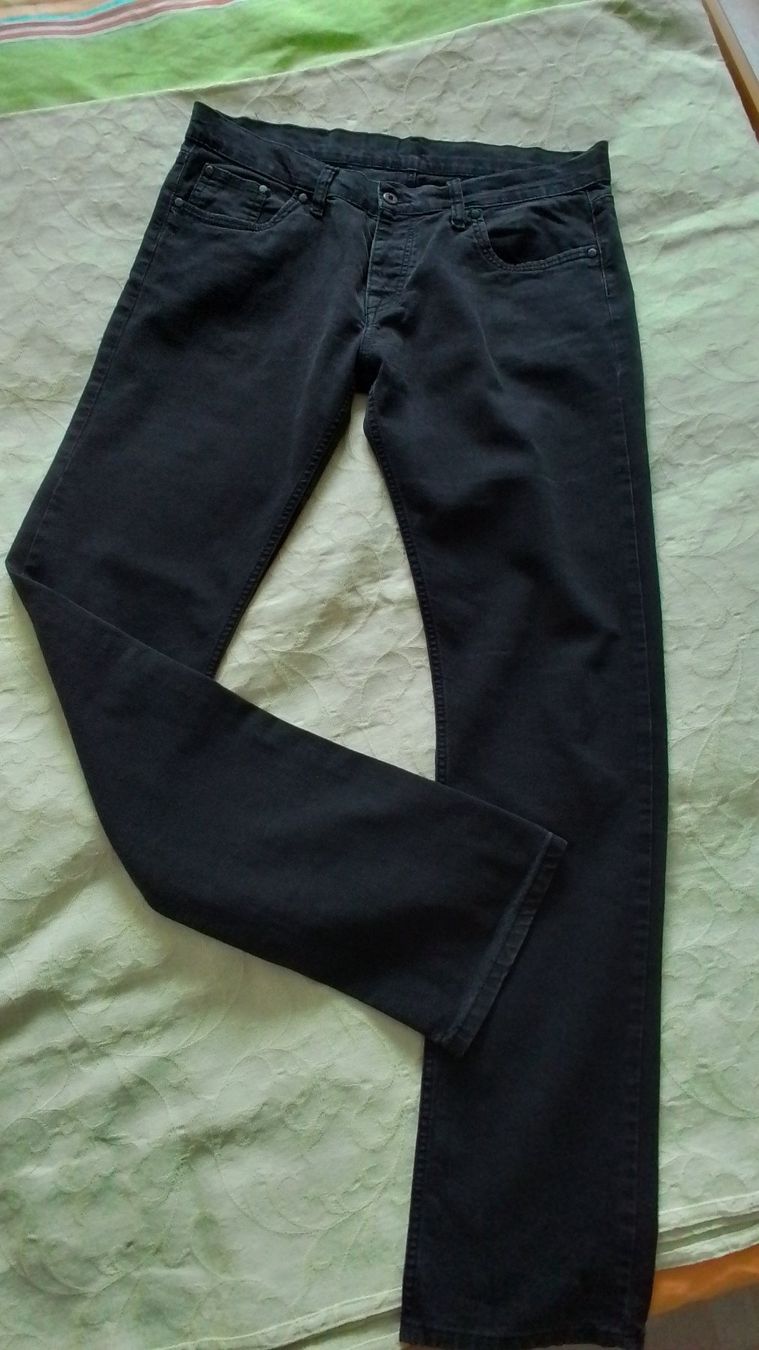 Hosen: Hose W36 L34 Schwarz-Grau – Gebraucht aus St.Gallen von LaMiSa