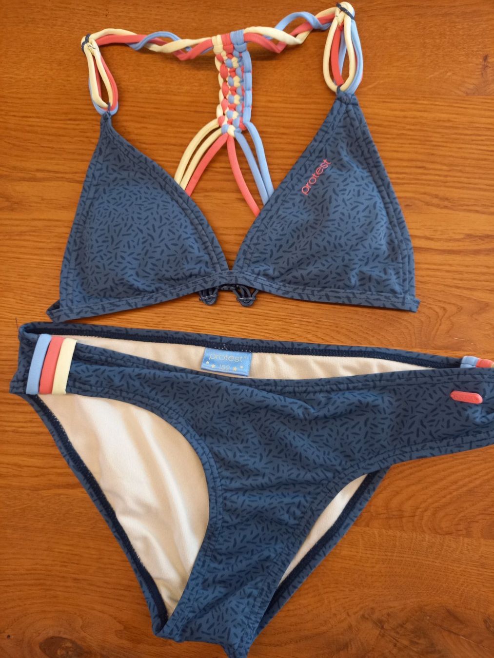 Costumi da bagno & Bikini: Protest Bikini Set, Blau, Grösse 152 – Usato da Dettighofen venduto da kk333