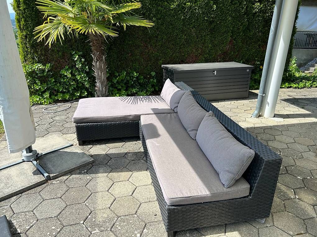 Divani: Rattan-Lounge – Usato da Klingnau venduto da bap41