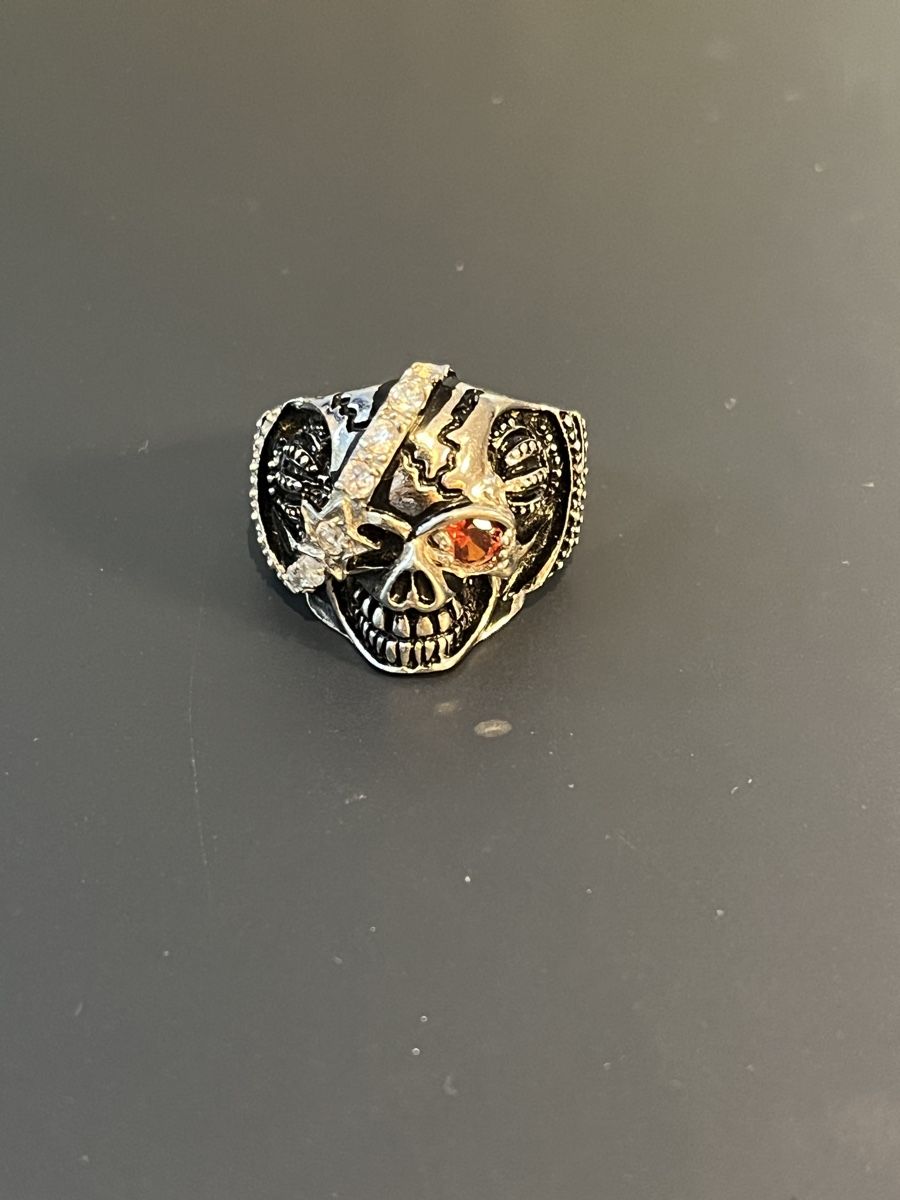 Anelli: Totenkopf Ring, Silber, Herrenring – Nuovo (secondo la descrizione) da Lupsingen venduto da sil_l6wg