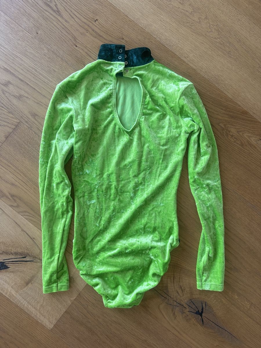 Canottiere & Pantaloni: Turnkleid Grösse 38 – Usato da Brütten venduto da Estuenggi 1