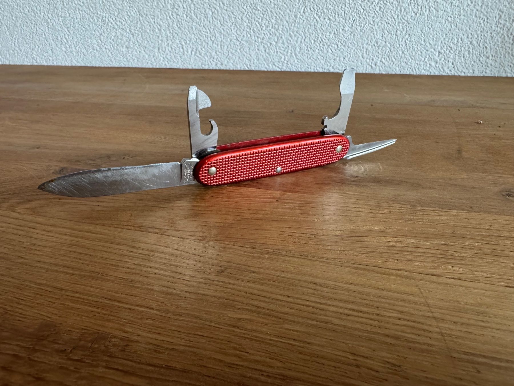 Victorinox Coltelli tascabile: Victorinox Elinox Alox Sackmesser – Usato da Frauenfeld venduto da dilili 2