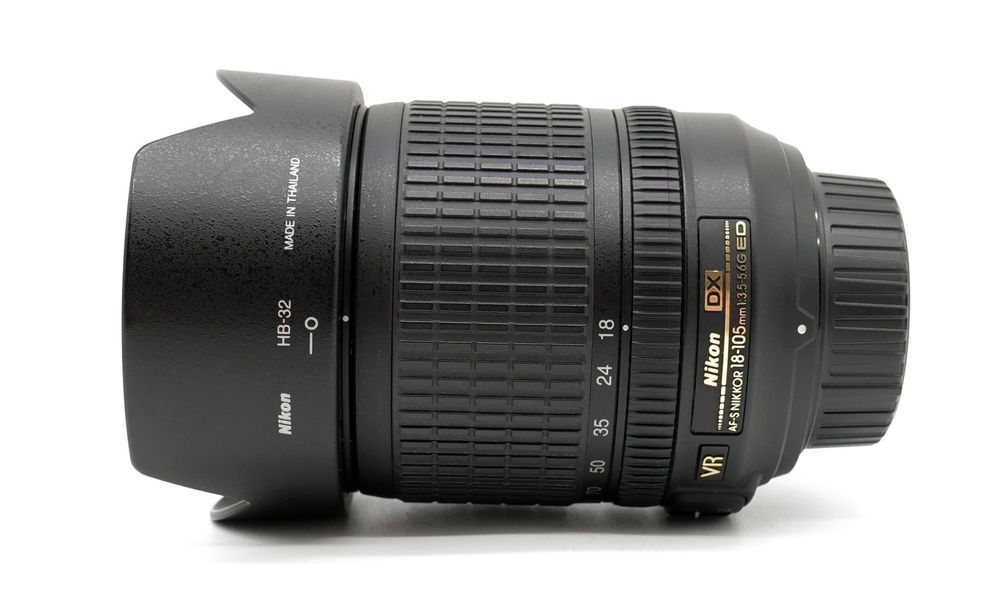 Nikon Lens Hood For AF-S DX 18-105mm F/3.5-5.6G ED VR - Snap-on Petal Design With Matte Finish
