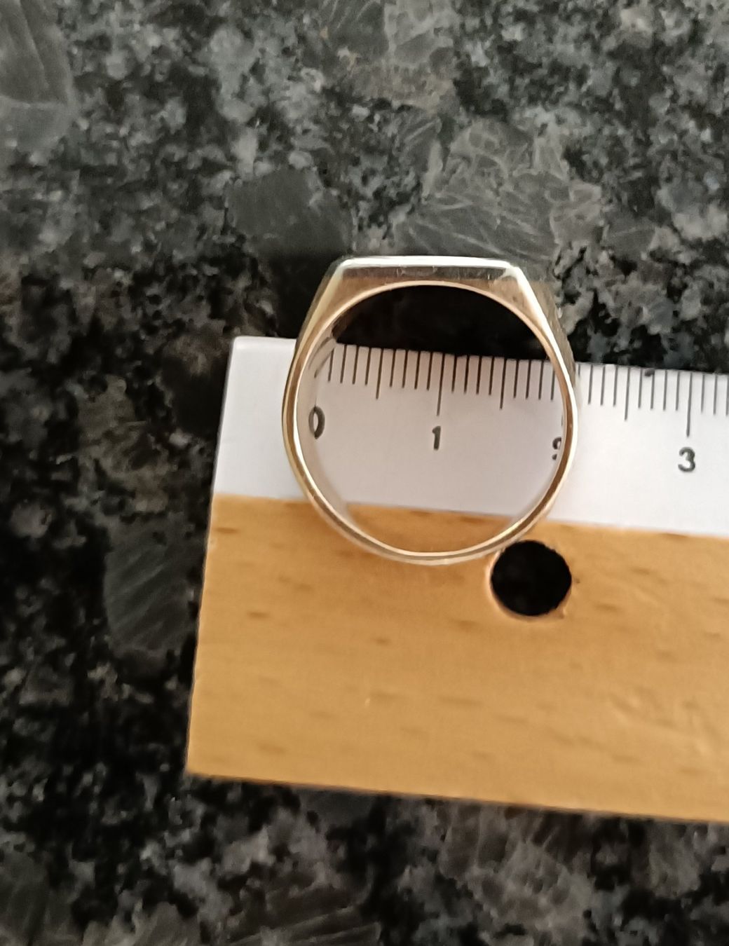 Anelli: Goldring – Usato da Seewen SZ venduto da 27maan 1