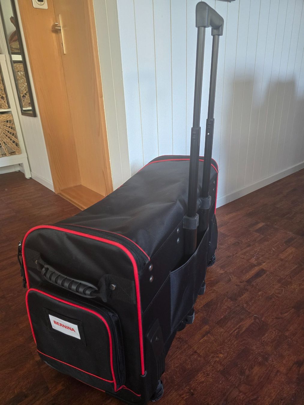 Bernina Macchine da cucire: Bernina Transport Trolley XL – Usato da Wattwil venduto da Yoshi.97 4