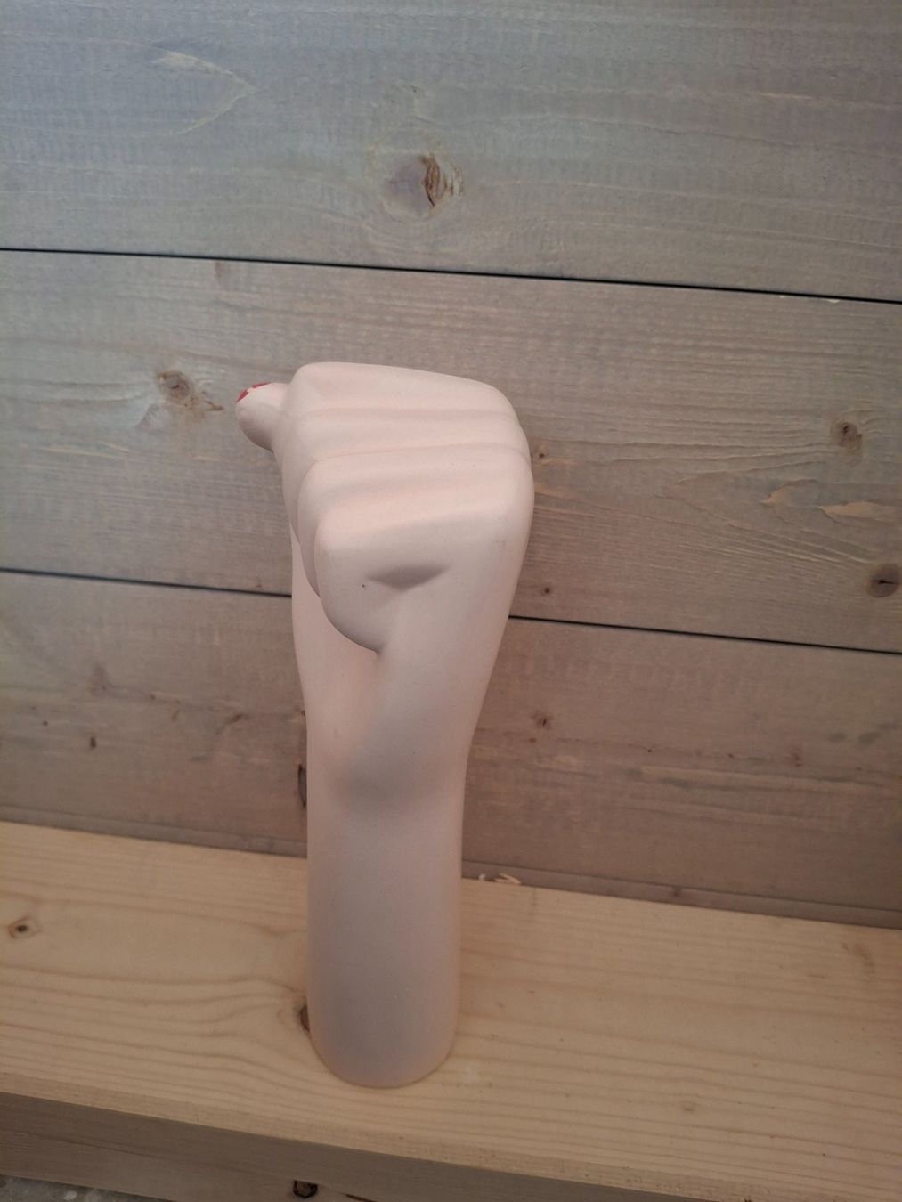 Vasi & Recipienti: Keramik Vase Faust mit roten Fingernägeln – Usato da Horriwil venduto da TOKYONIGHTS 2