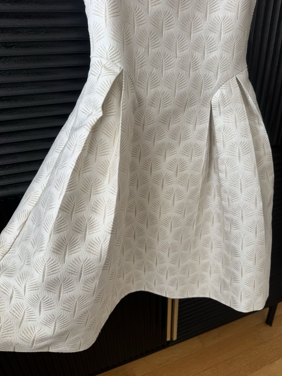 Vestiti & Gonne: Okaidi size 116 – Usato da Blonay venduto da art_7f87 3
