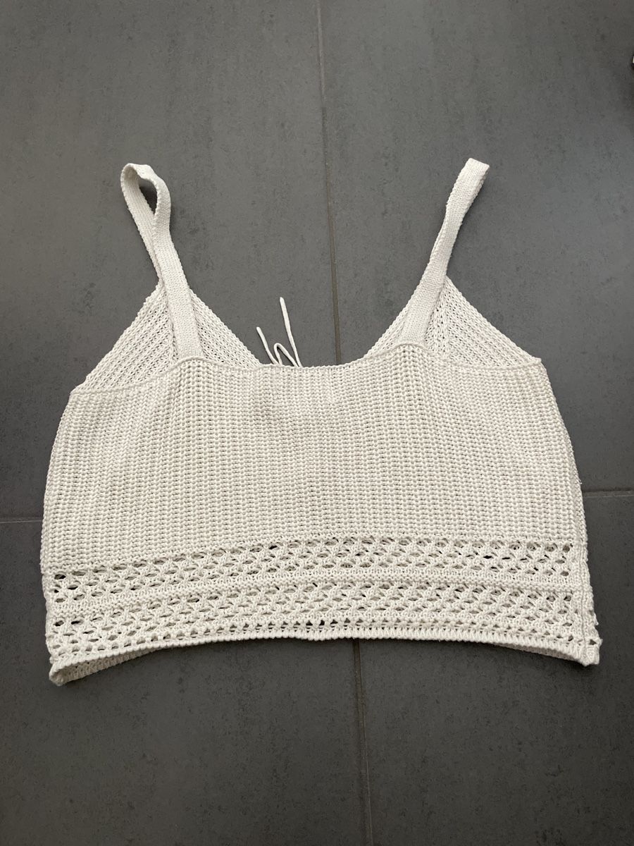Pull&Bear Tops: Crop top d'été en crochet Pull&bear – Gebraucht aus Cressier NE von leiestla 2