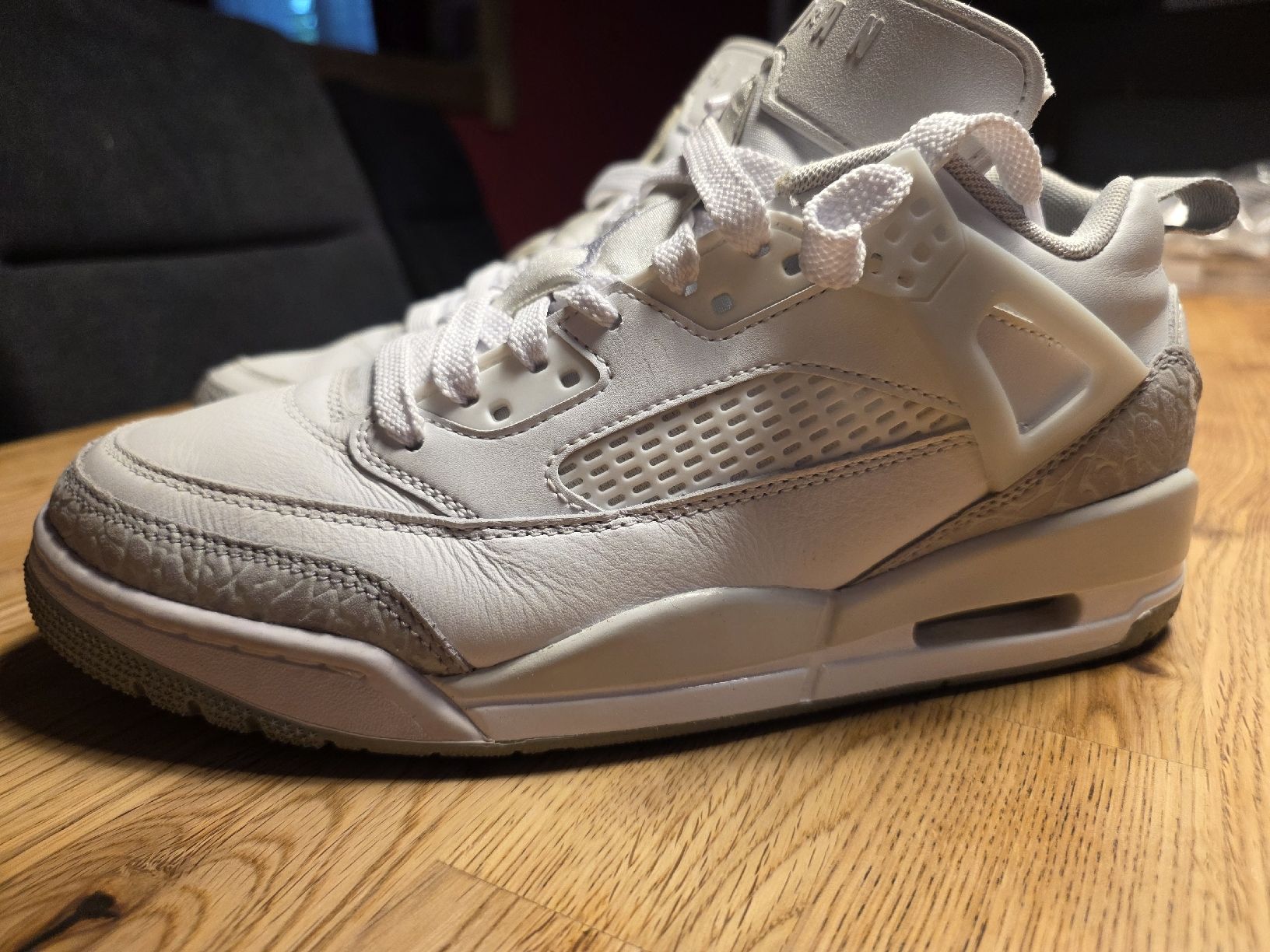 Scarpe da uomo: jordan Gr. 40 – Usato da Hinwil venduto da Nicen