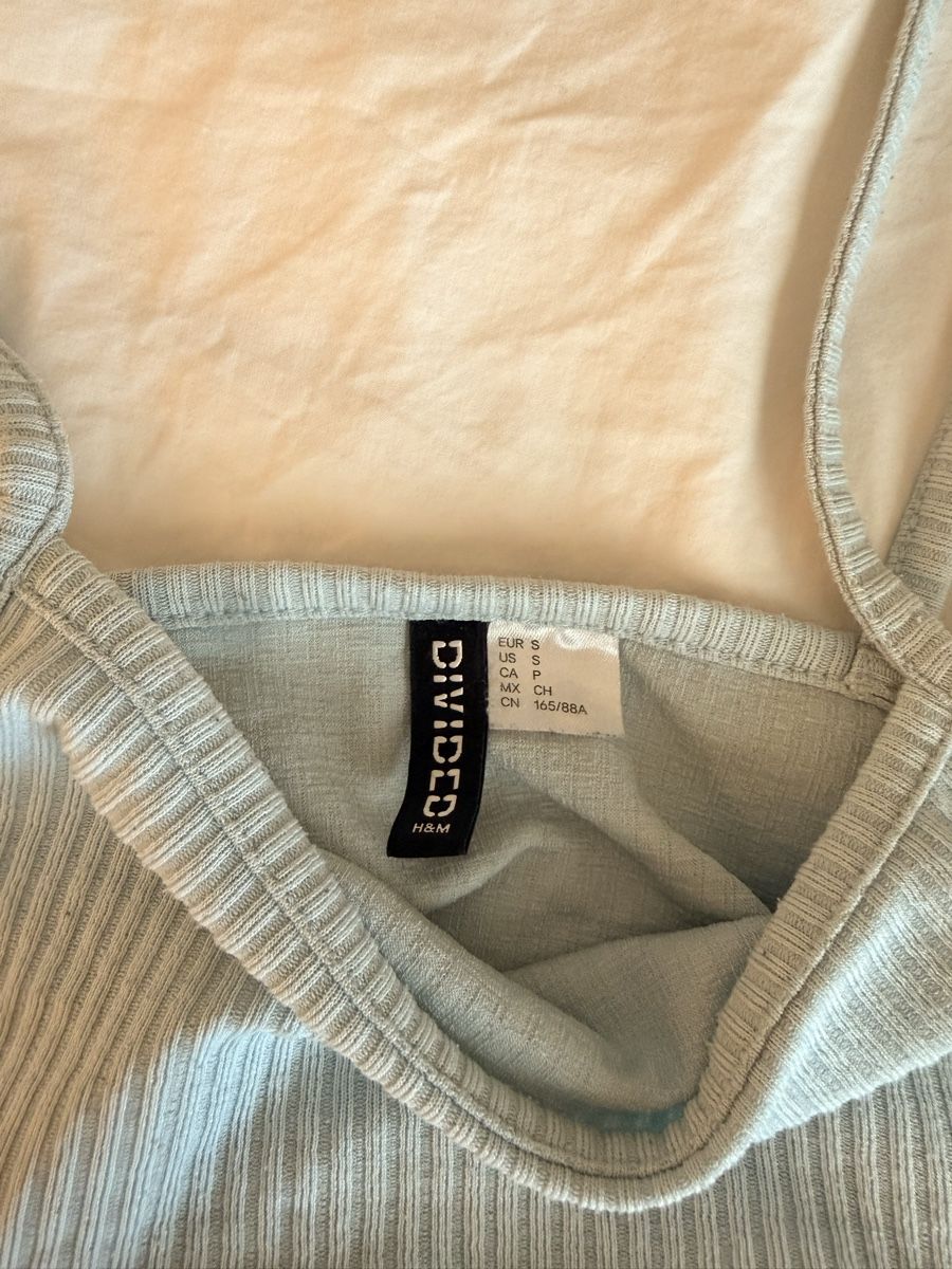 H&M Tops: Hellblaues Top – D'occasion à Oberrohrdorf par a._.w 1