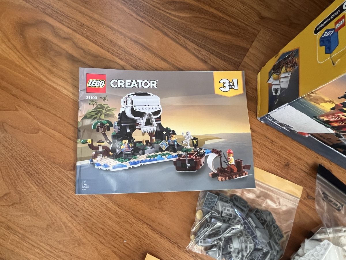 Lego Baukästen: Lego Creator 3in1 31109 Piratenschiff – Gebraucht aus Aarau von ladybug28 2