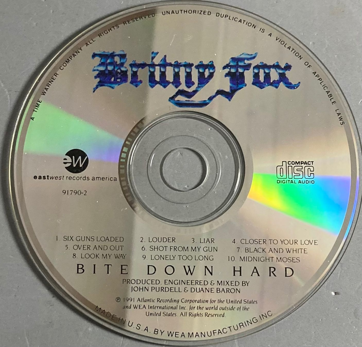 CDs: BRITNY FOX - BITE DOWN HARD – D'occasion à Poliez-Pittet par Newtown-Records 2