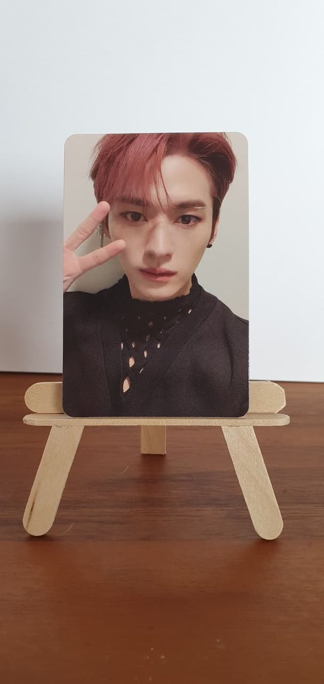 Carte collezionabili: Lee Know Stray Kids Photocard – Usato da Kriens venduto da befor83