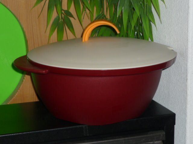 Tupperware Behälter & Ähnliches: TUPPERWARE  2 L. – Gebraucht aus St.Gallen von Anso 2