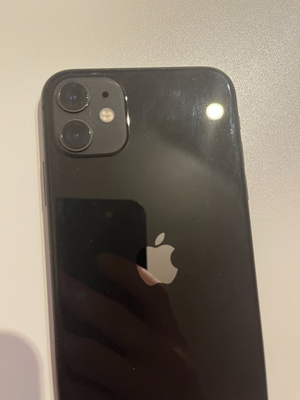 Apple Handys / Smartphones: iPhone 11 mit defektem Display – Defekt aus Kerns von urs_j88g 3